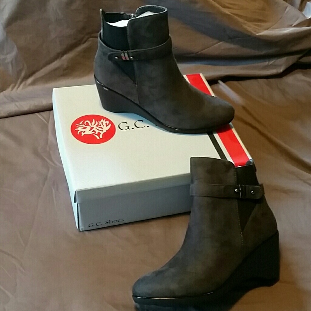 Ankle boots - Picture 2 of 3